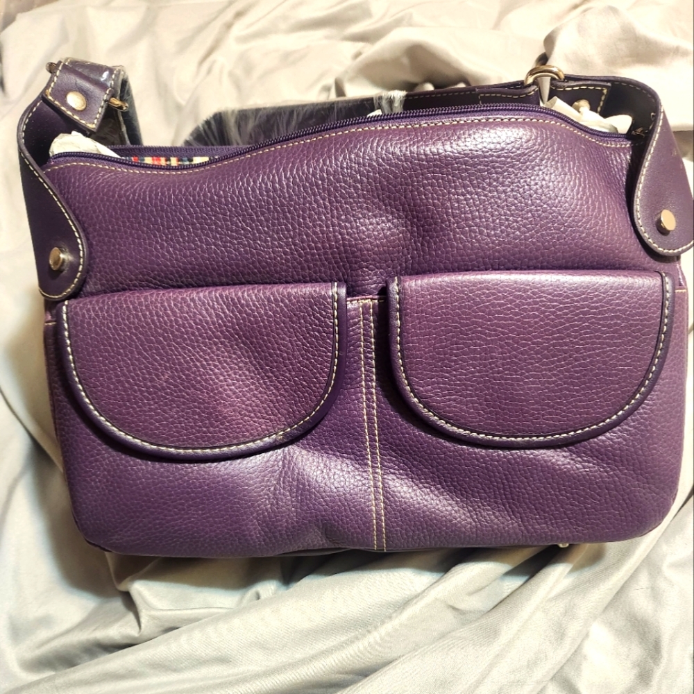 *NWOT* Maxx NY Vintage Wine Pebbled Leather Deep Purple  Shoulder Bag